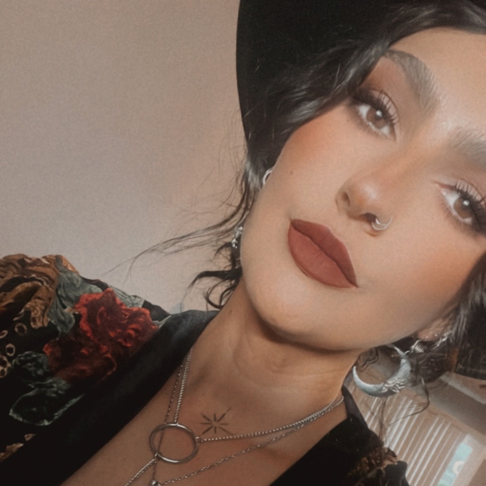 Meet your Posher, Terra